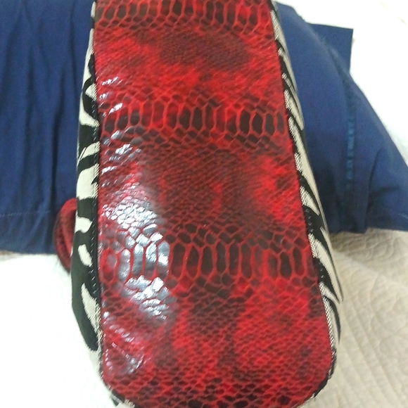 Anne Klein Tote Handbag - Picture 7 of 13